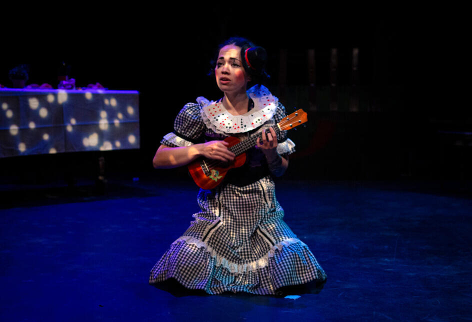 Head Over Heels (2023)